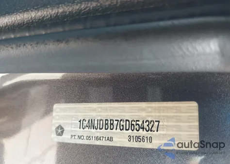 2016 Jeep Compass Sport из США, поврежденный, VIN 1C4NJDBB7GD654327